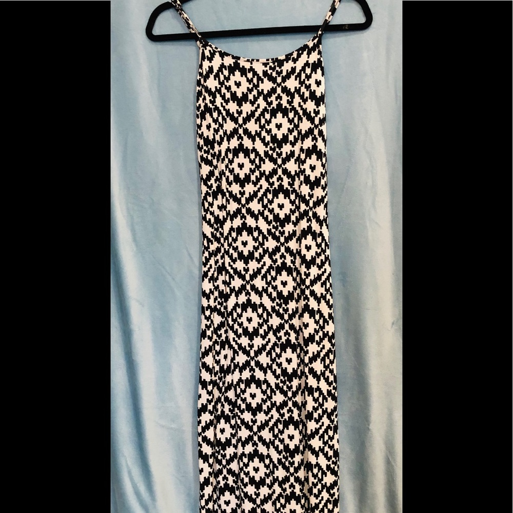 Summer maxi dress, thin straps and side splits